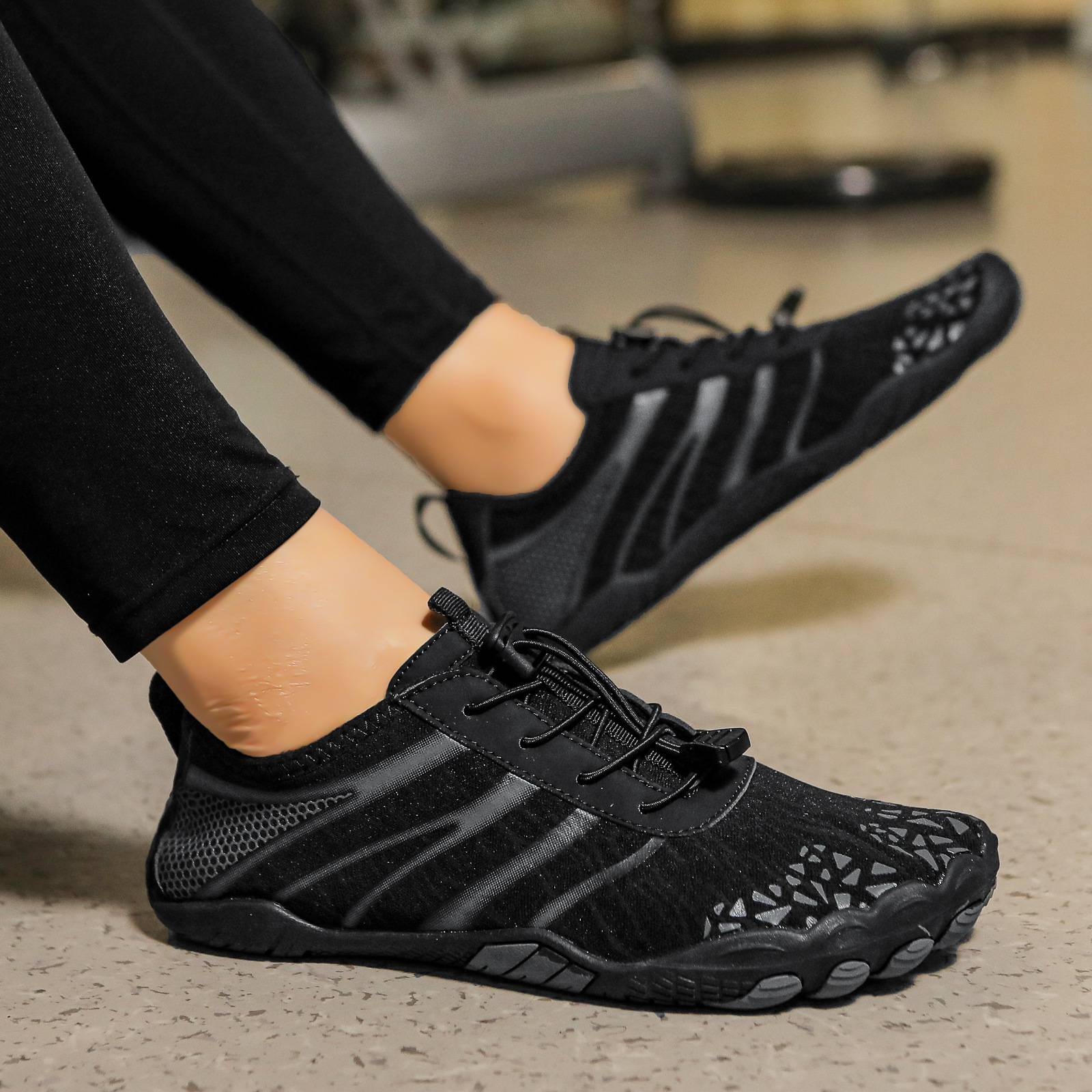 StrideFree Max - Healthy & non-slip barefoot shoes (Unisex)